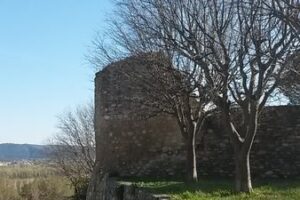 La tour de l'ancien château à La Brillanne