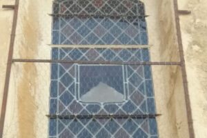 Vitrail église Notre Dame du Serre