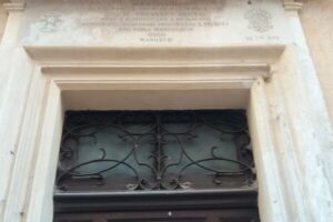 Plaque