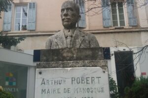 Stèle Arthur Robert