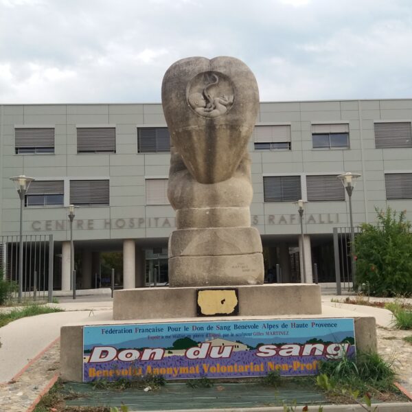 Sculpture "Espoir"