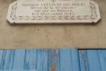 Plaque à la mémoire d'Omer