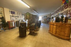 Visite d'usine Apior : fabrication de bonbons au miel_Valensole