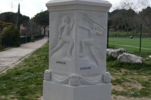 Sculpture "les 5 continents et les Jeux Olympiques"_Manosque