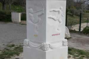 Sculpture "les 5 continents et les Jeux Olympiques"_Manosque