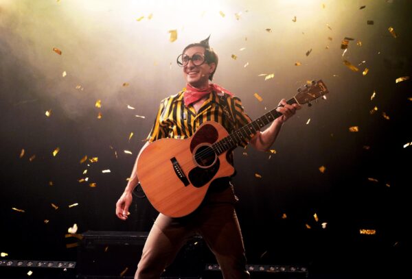 Charly, Concerto déconcertant